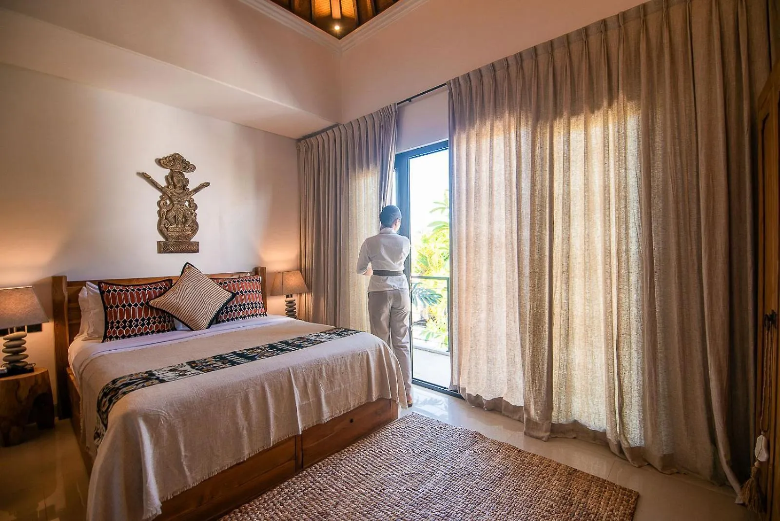 Sister Suites Seminyak Willa